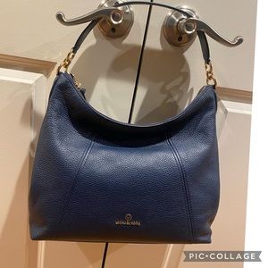 MICHAEL MICHAEL KORS Sienna Large Pebbled Leather Shoulder Bag